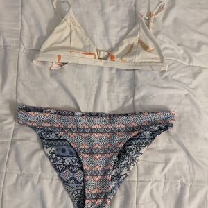 Unknown Boutique bikini 2